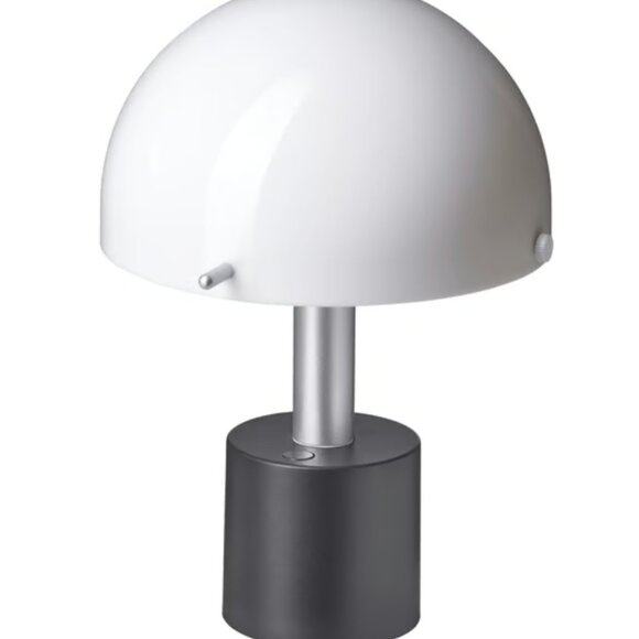 IKea lamp - Picture 1 of 1